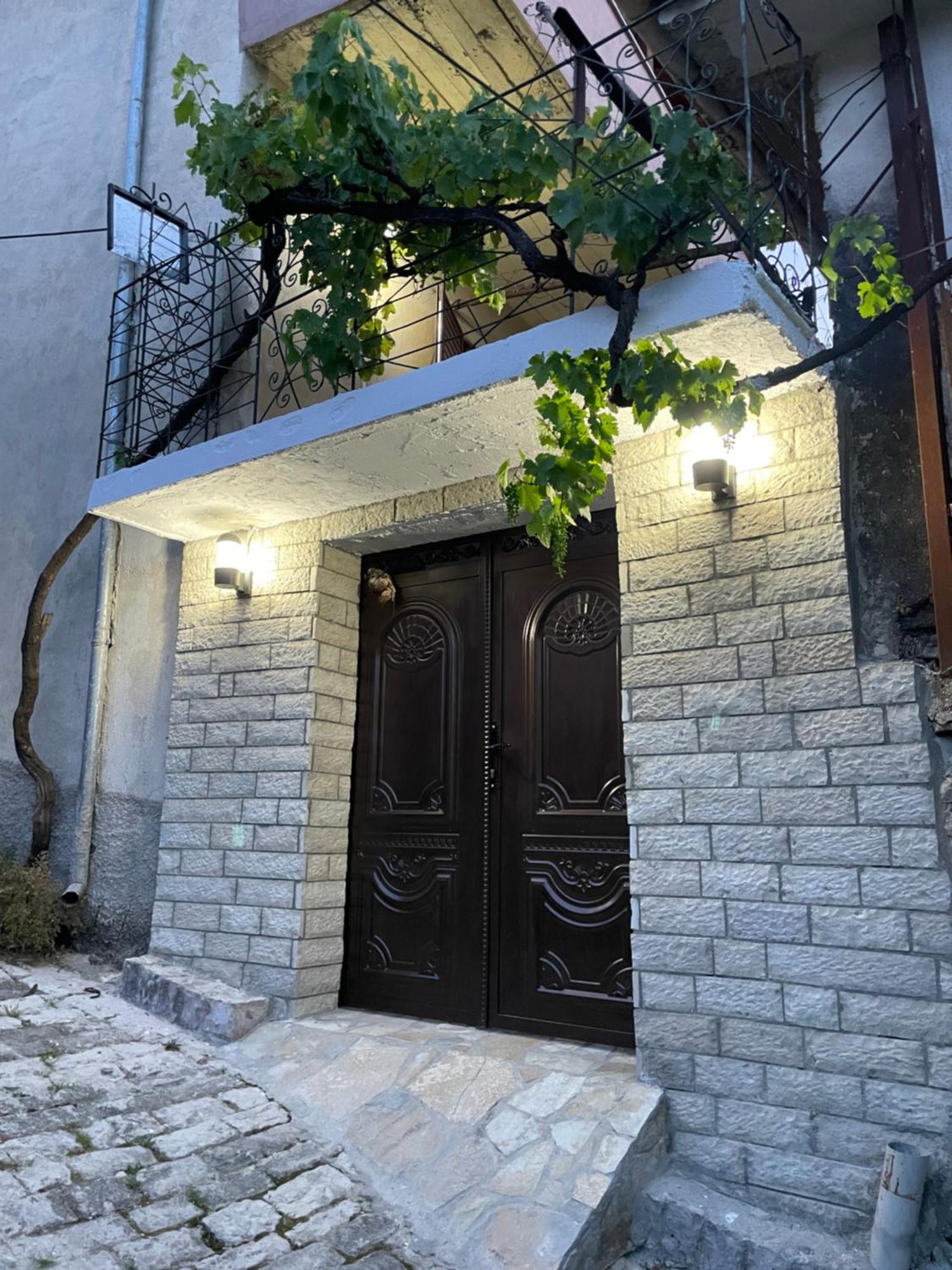 Guest house Luigi Gjirokaster